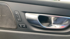 Volvo XC60 2.0 B4D Plus Dark 5dr AWD Geartronic Diesel Estate